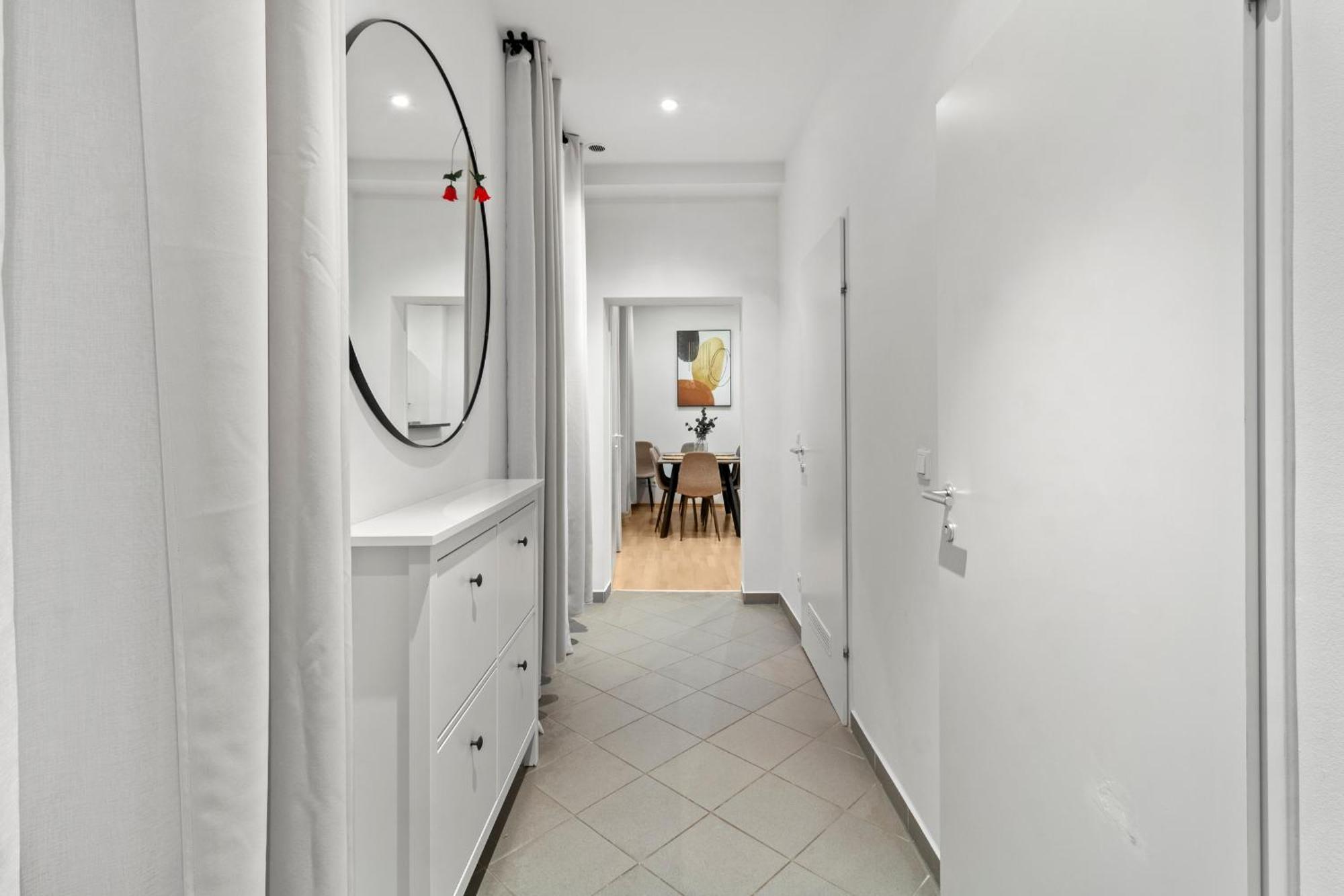 Chic 1Br Apartment - Directly Near Schoenbrunn ウィーン エクステリア 写真