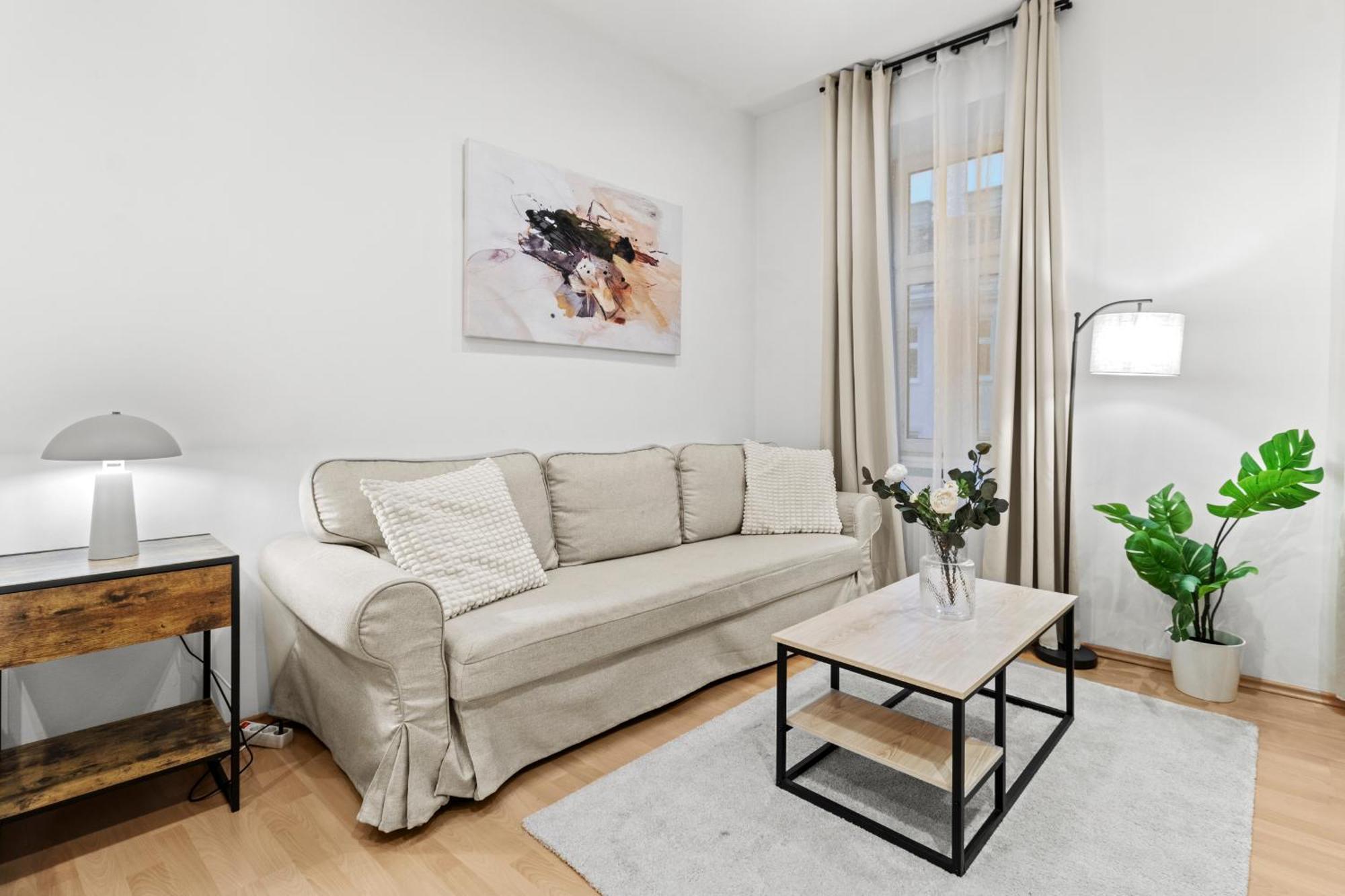 Chic 1Br Apartment - Directly Near Schoenbrunn ウィーン エクステリア 写真
