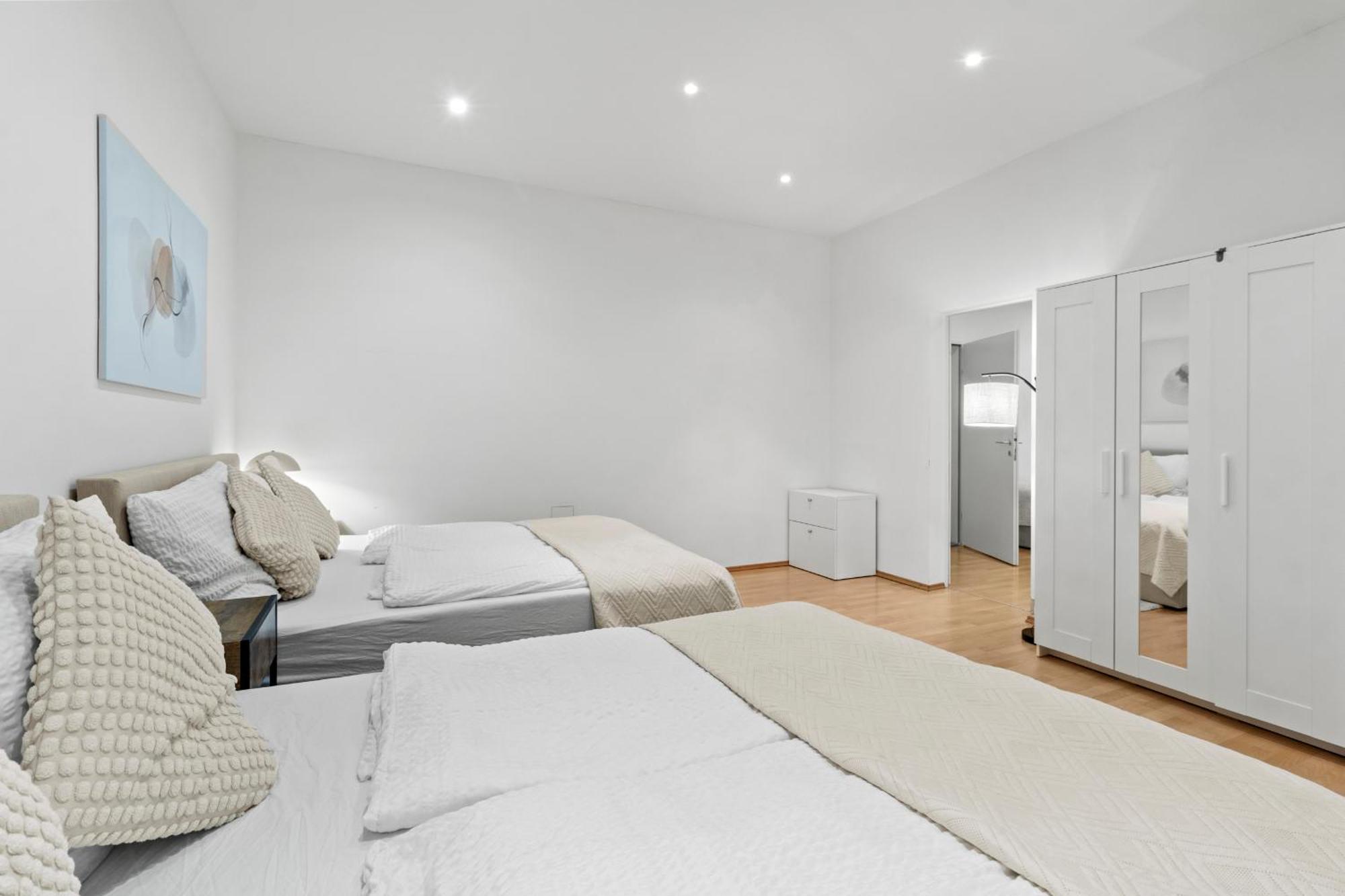 Chic 1Br Apartment - Directly Near Schoenbrunn ウィーン エクステリア 写真