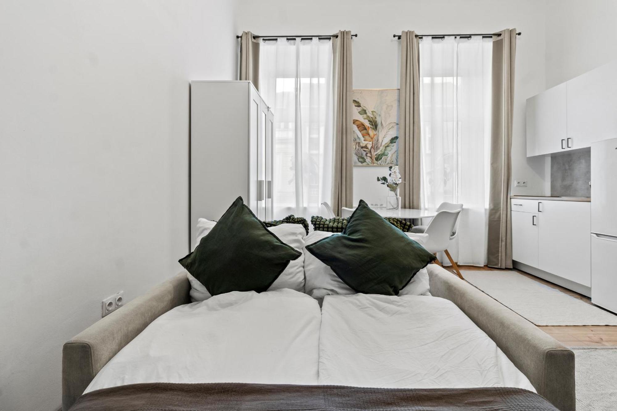 Chic 1Br Apartment - Directly Near Schoenbrunn ウィーン エクステリア 写真